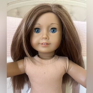 American Girl Truly Me #39 Straight Brown Hair Blue Eyes Fair Skin Soft Body